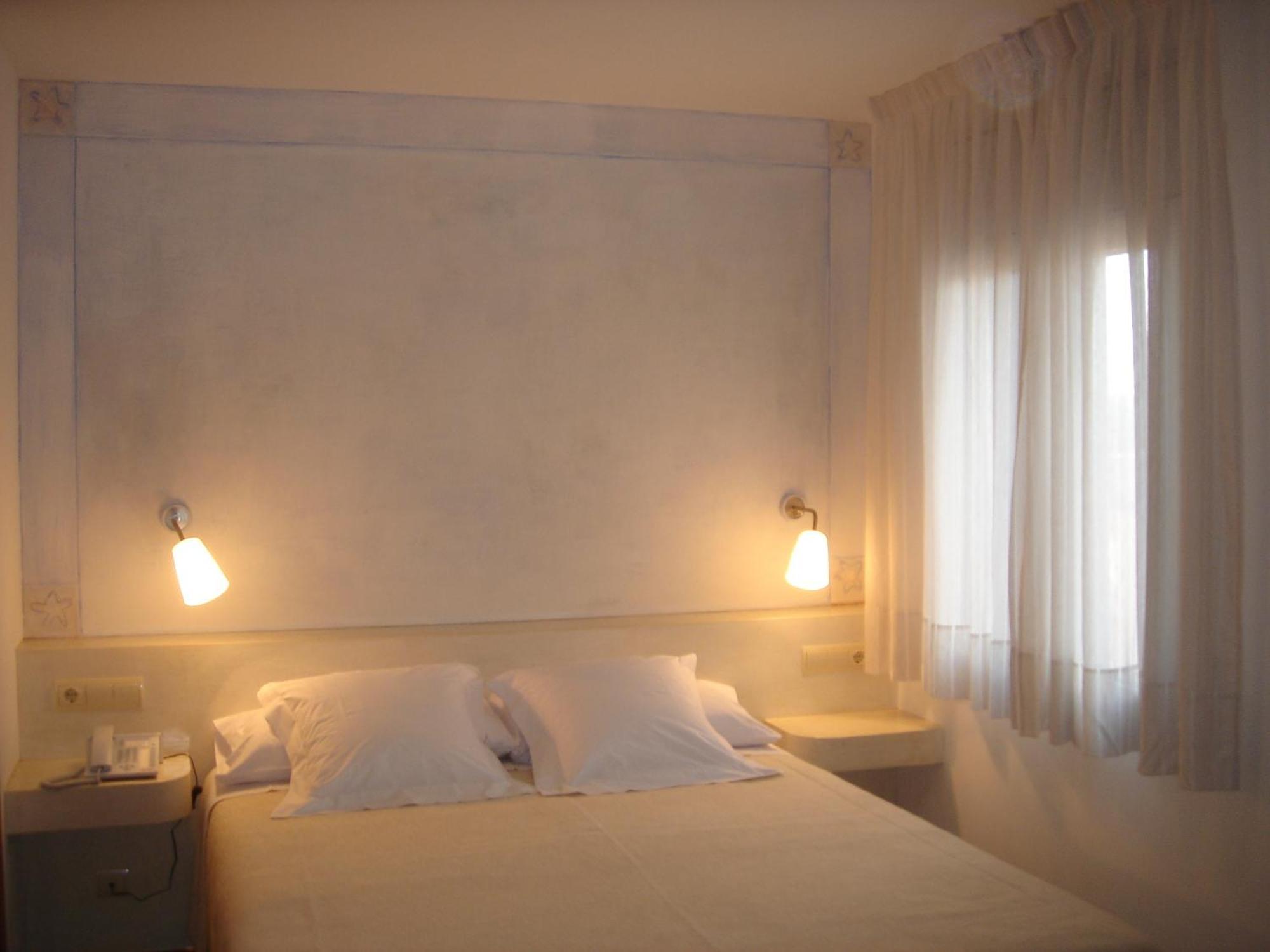 Hotel Carmen Росес Екстер'єр фото