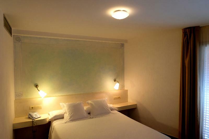 Hotel Carmen Росес Екстер'єр фото